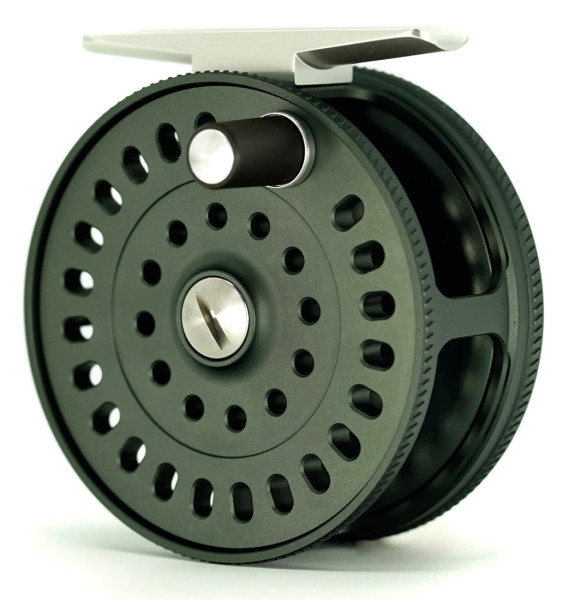 Iwana MINAMI Trout Fly Reel green