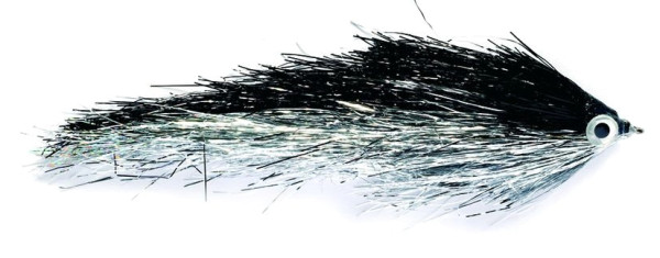 Fulling Mill Pike Streamer - black sparkler 6/0