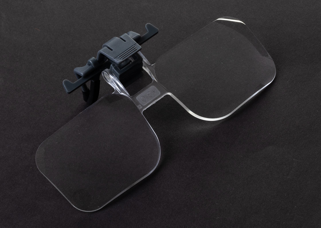 clip & flip magnifying glasses